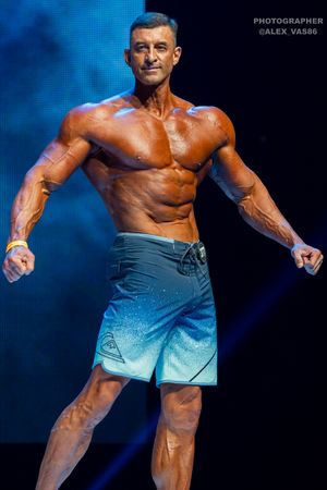 MEN'S PHYSIQUE МАСТЕРА +40